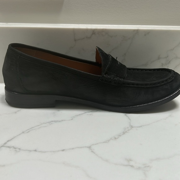 Vionic Loafer Black suede - Picture 6 of 9